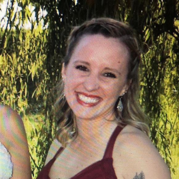 Meet your Posher, Kailissa - Picture 1 of 1